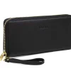 Aarni clutch, Musta