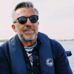 Aarni Wynn aurinkolasit, Eebenpuu (polarisoitu)