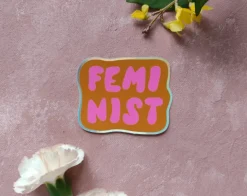 Pikku paperi Feminist tarra